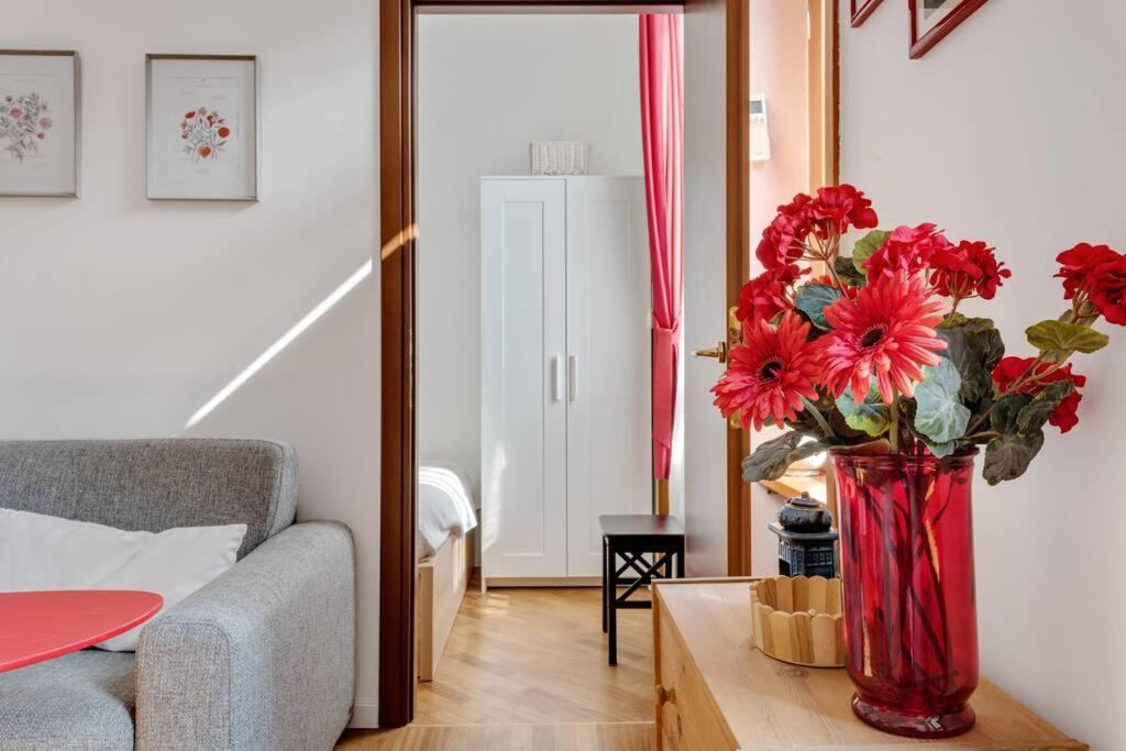 Easylife - Bello E Luminoso Flat In Zona Centrale Milánó Kültér fotó