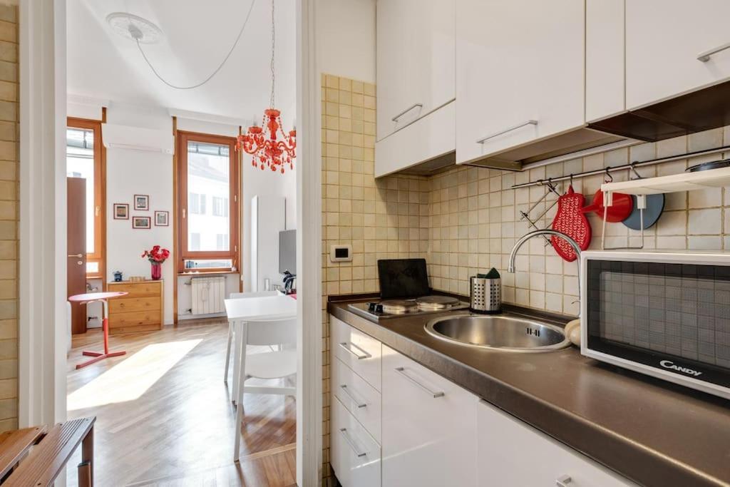 Easylife - Bello E Luminoso Flat In Zona Centrale Milánó Kültér fotó